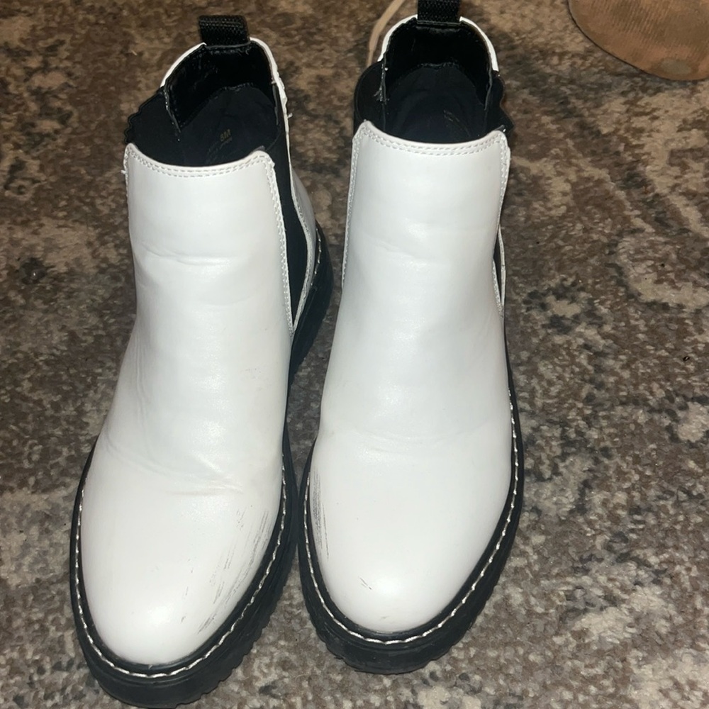 Steeve Madden Boot
